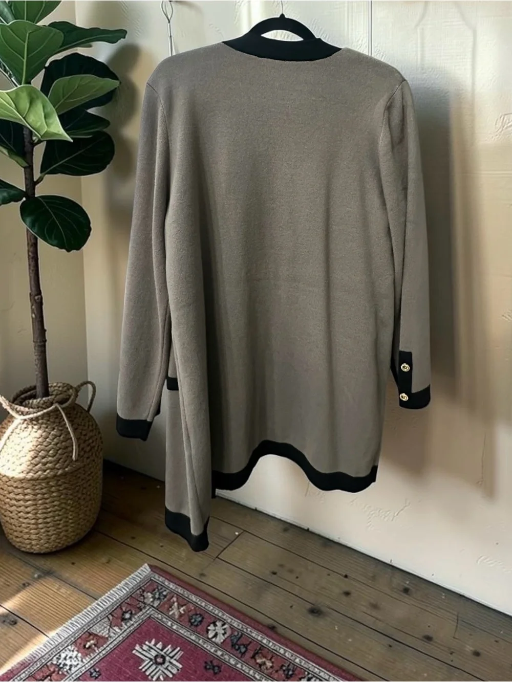 Chico’s Tank & Cardigan Set. Viscose Knit Blend. Stretchy. Dark Taupe. L-XL